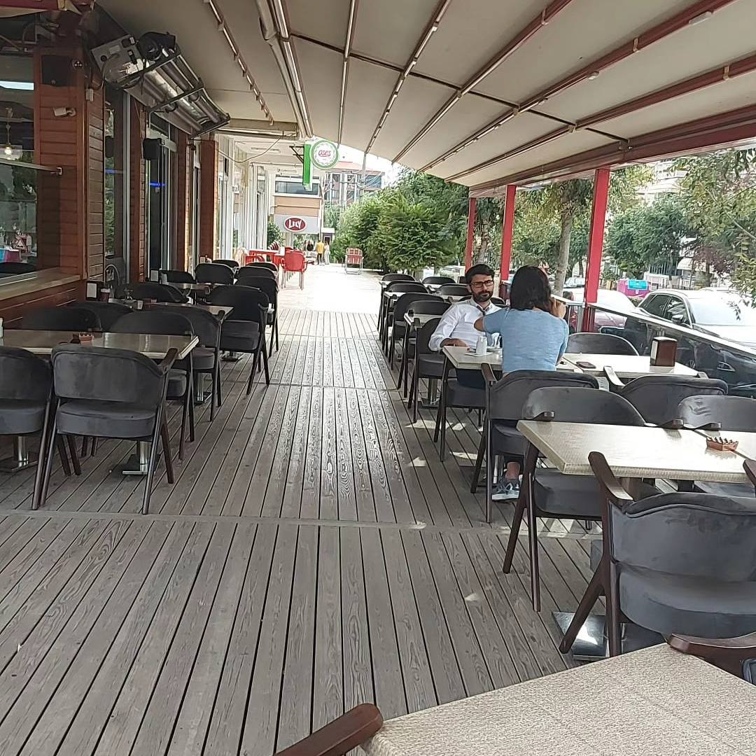 Tat'Al Cafe